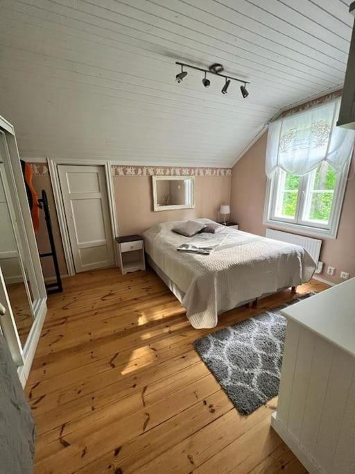 Huvila Kyroenniemi * Savonlinna