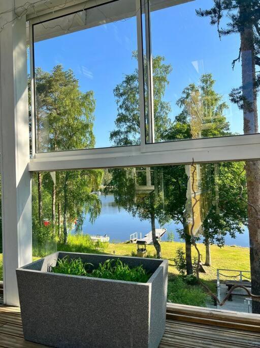 Huvila Kyroenniemi * Savonlinna